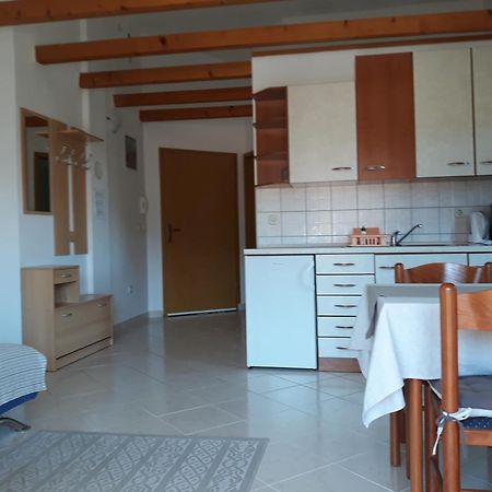 Apartments Denis Baška Exterior foto